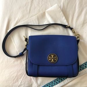 Tory Burch Alastair pebbled bag in blue